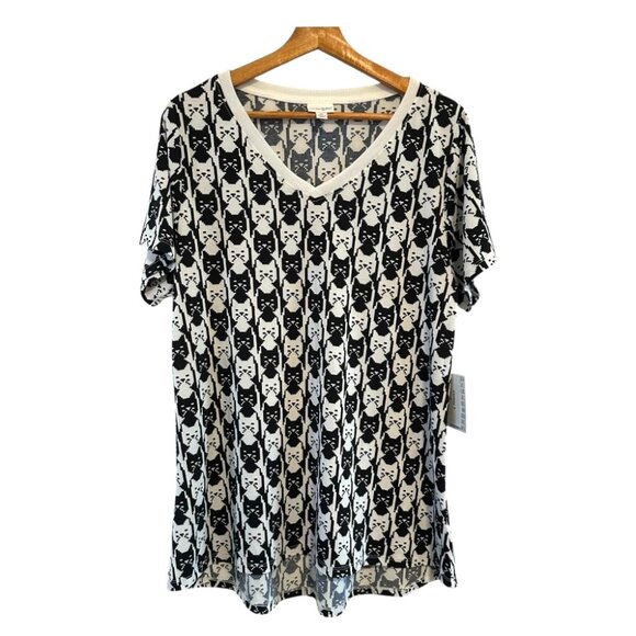 LuLaRoe Tops - NWT LulaRoe Christy Women's Black/White Cat Top Size X-Large